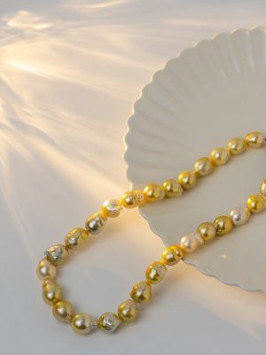 白蝶真珠バロック<br>11.0-13.0mm